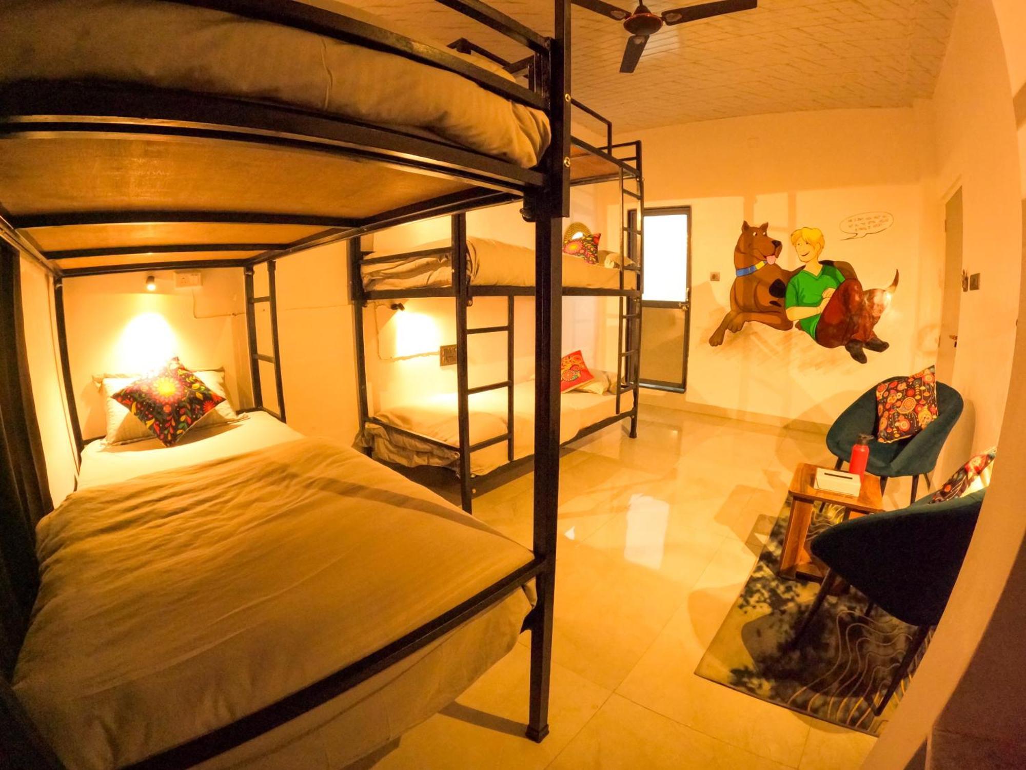 Funky Backpackers Hotel Udaipur Eksteriør billede